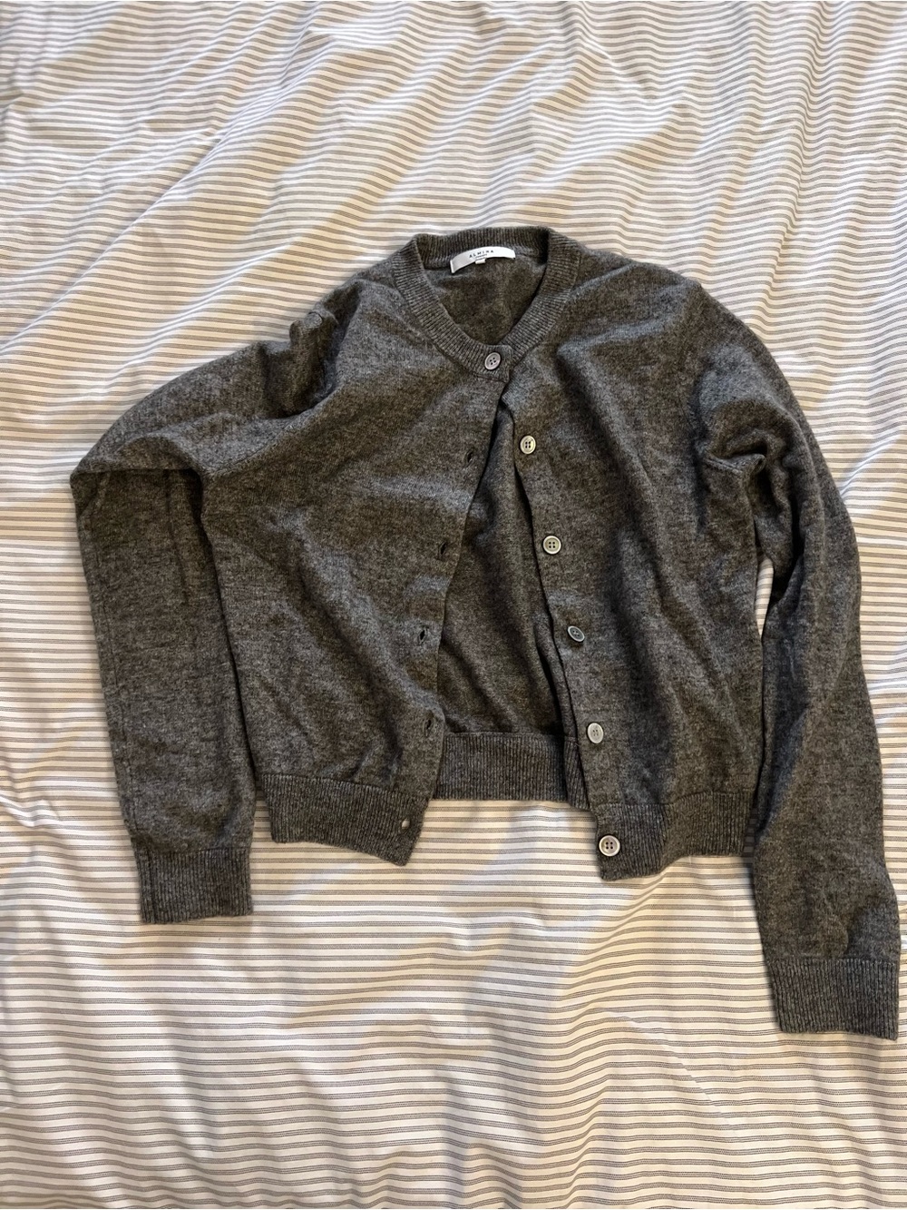 Almia Dark Gray Women’s Button-Up Cardigan